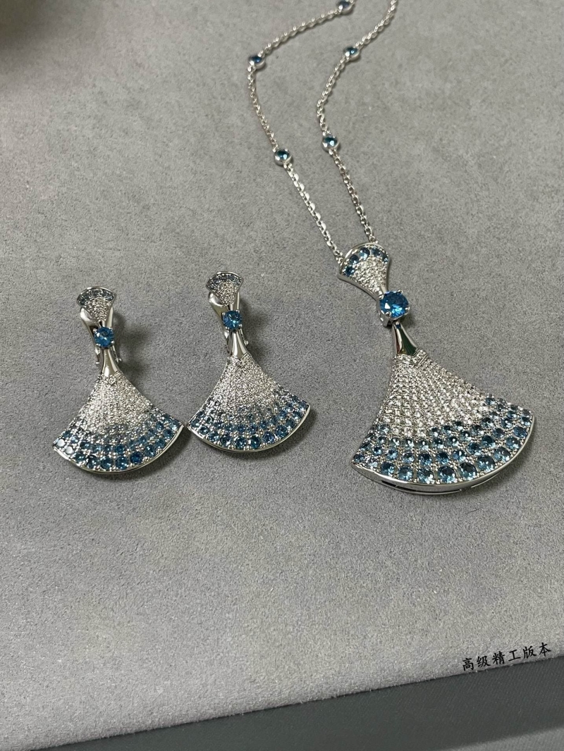 Bv1g*ai earrings
